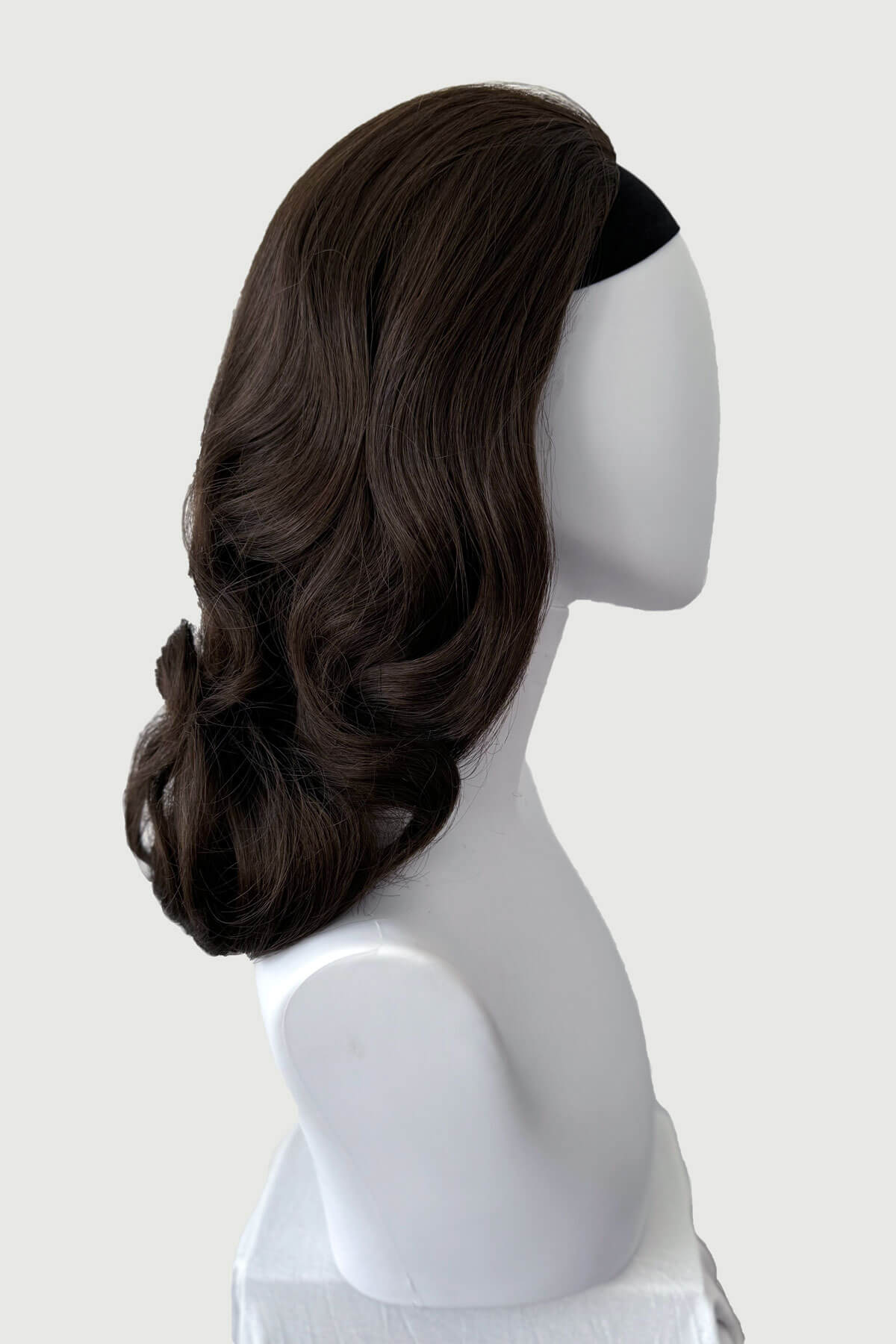 Onyx: 1950s Vintage Hollywood Waves Half Wig - Image 45