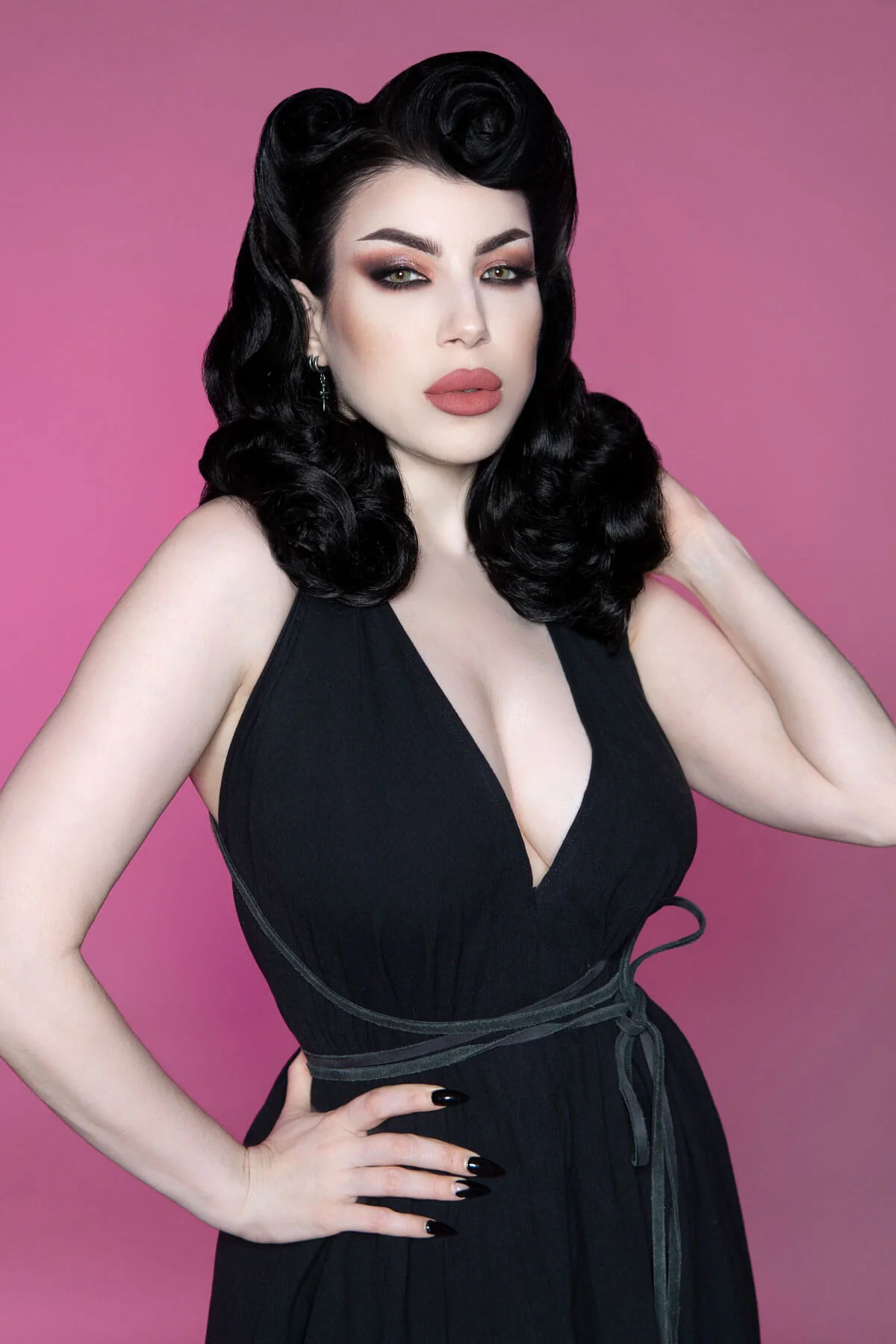 Onyx: 1950s Vintage Hollywood Waves Half Wig - Image 98