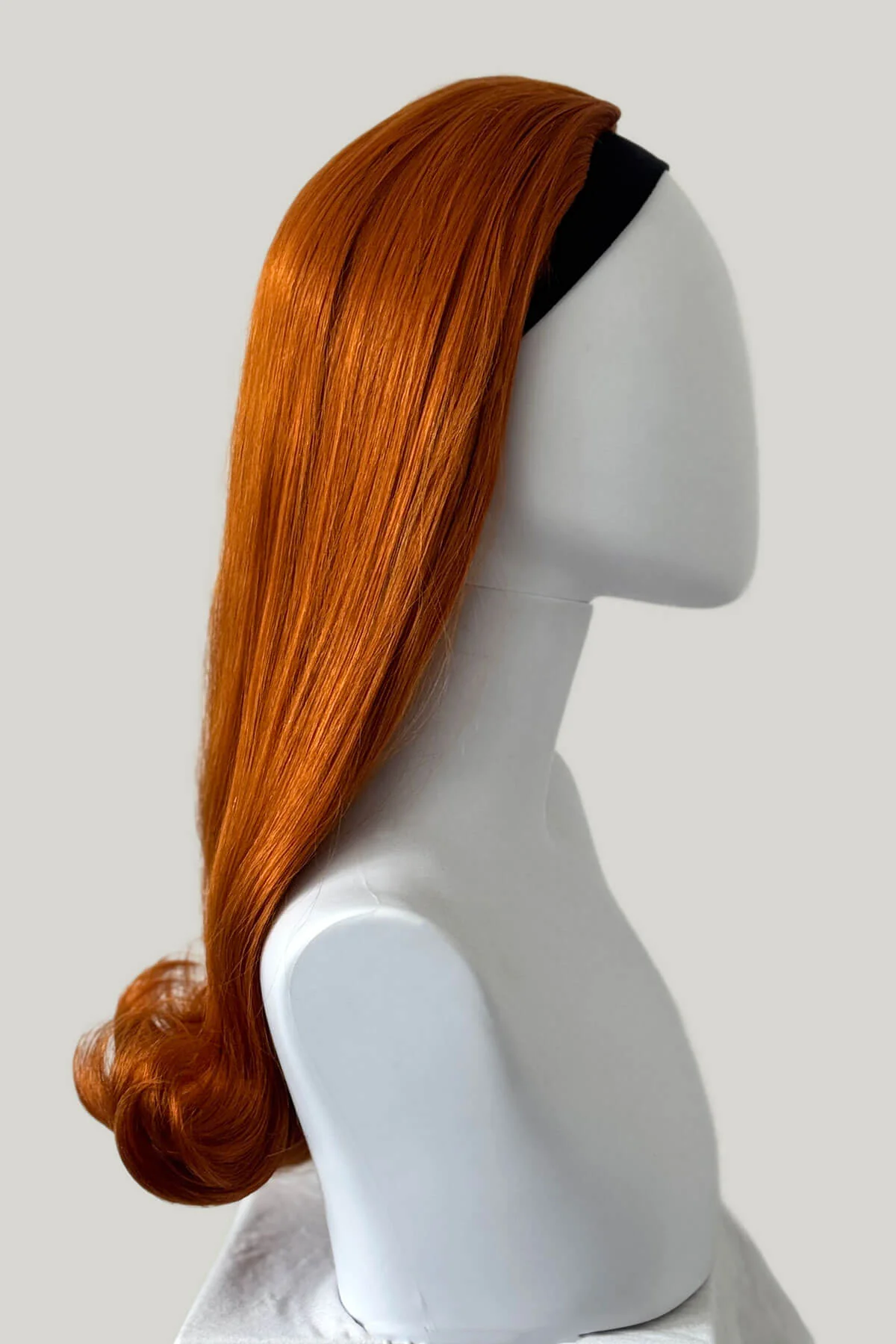 Priscilla - 1960s style Beehive Flip Half Wig - Image 42