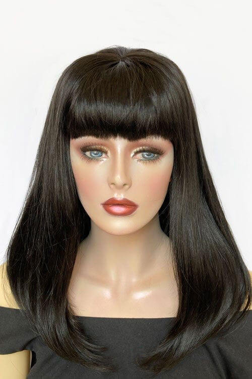 Black wig with a high crown: Cathy