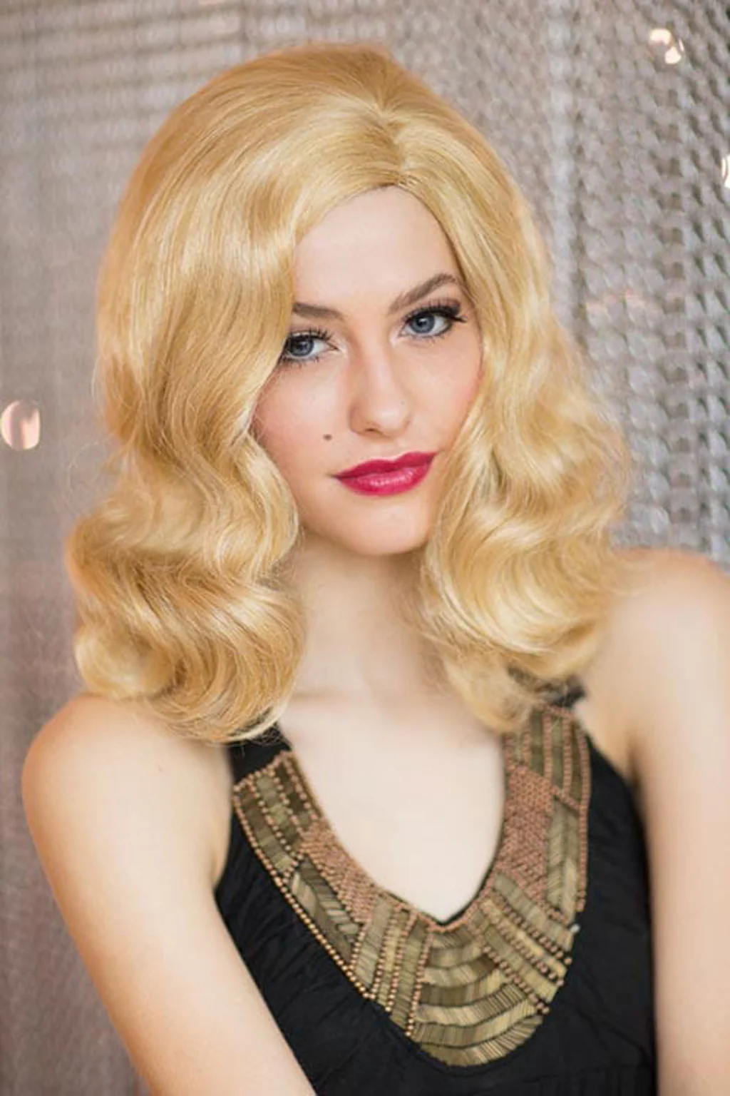 Blonde, shoulder length, pinup style wig with marcel waves: Lauren - Image 10