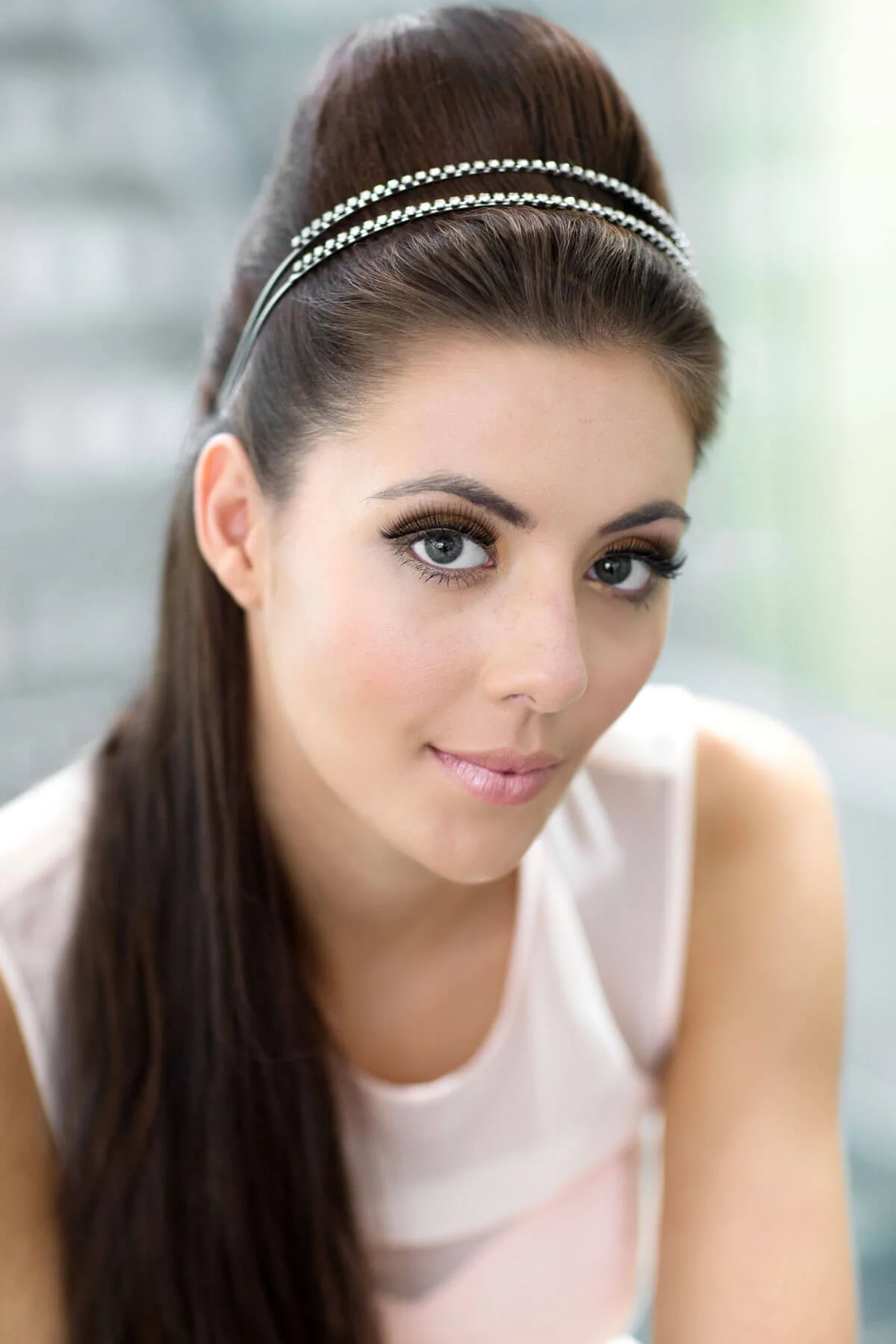 Beehive hairpiece, hair height booster, Flexihair: Pixi - Image 4