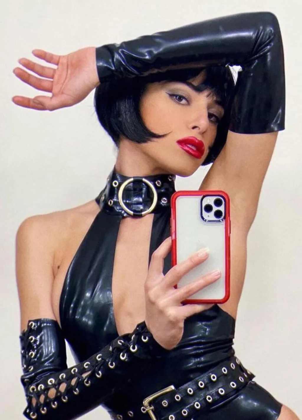 Louise Brooks style wig, short black 'Lulu' bob: Brooks - Image 3
