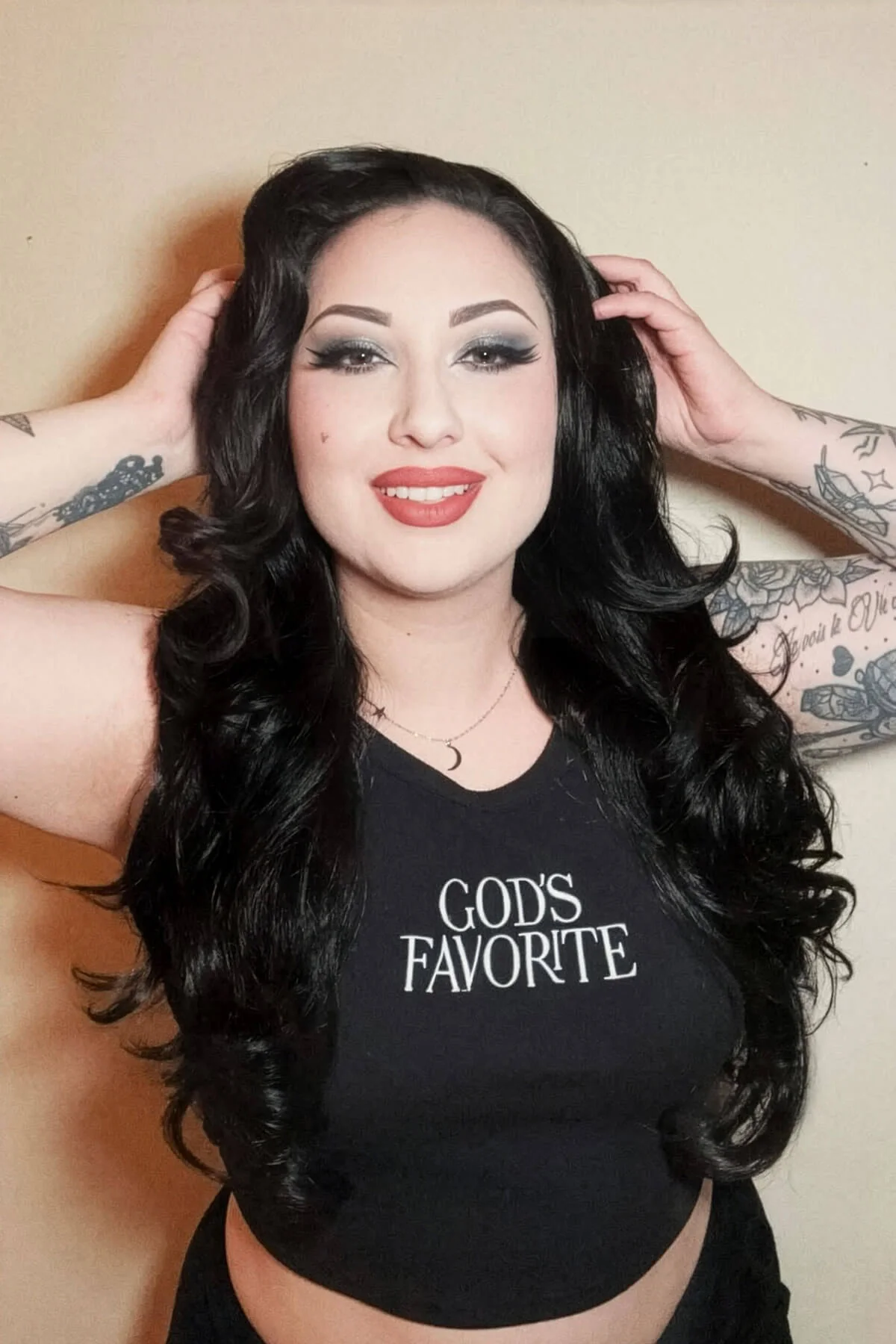 Black curly half wig hairpiece with big loose curls: Suzie - Image 6