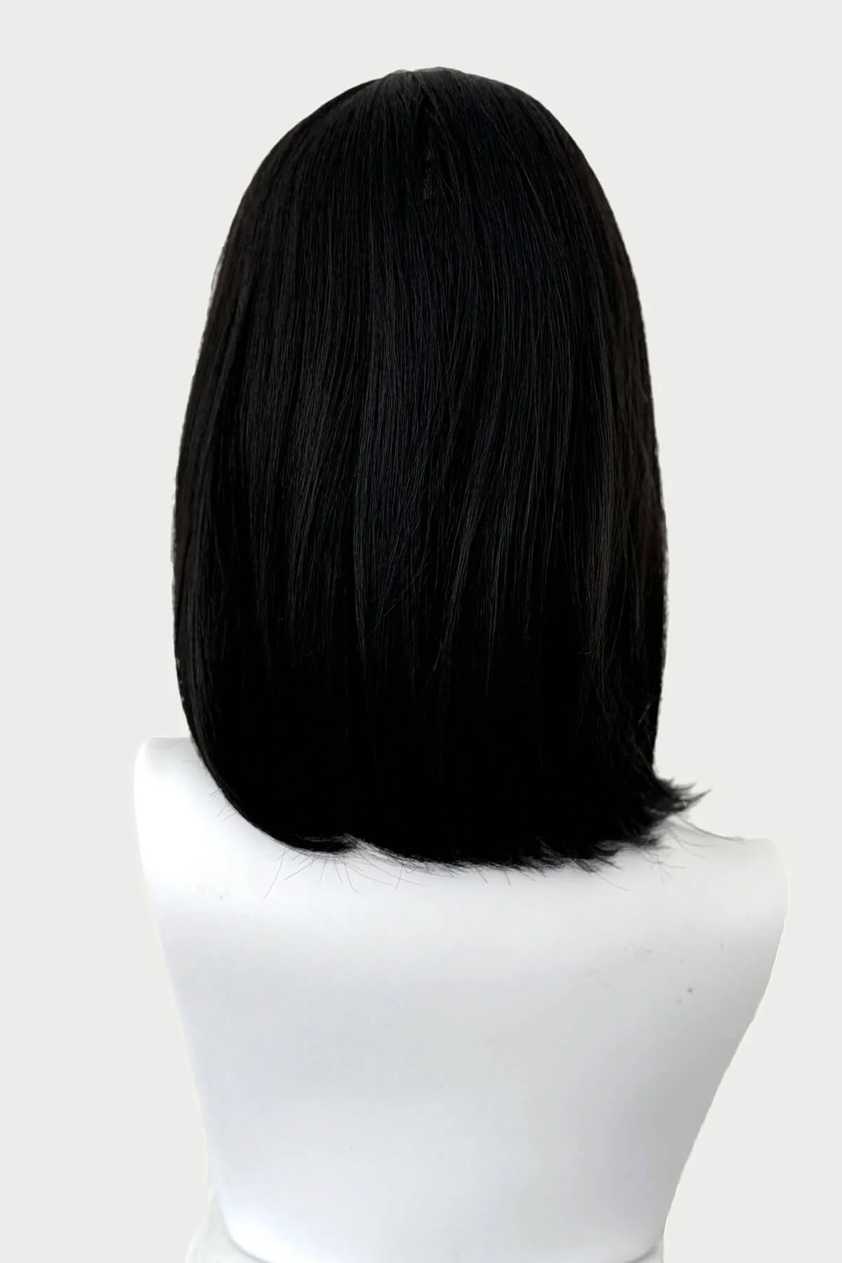 Black long bob wig with a short retro, rockabilly-style fringe: Beth - Image 9