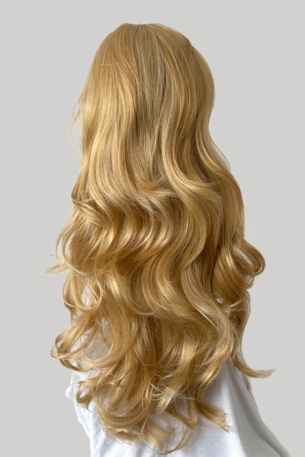 Blonde half wig hairpiece (3/4 wig), loose curls: Suki - Image 17
