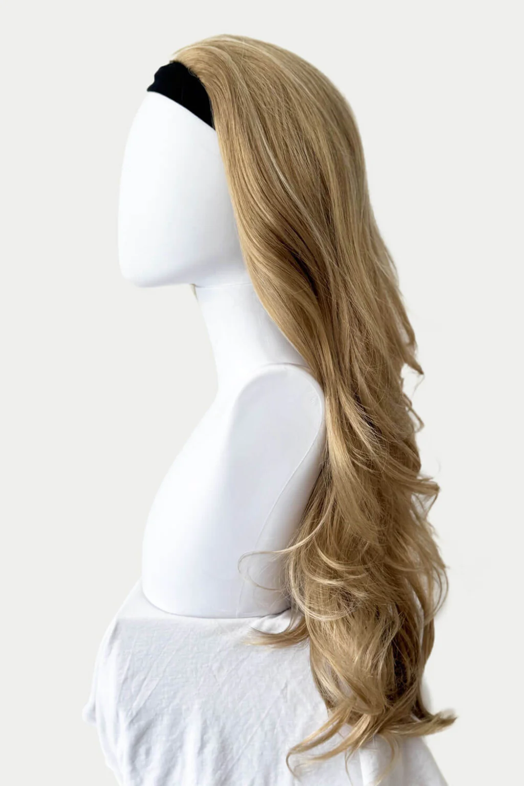 Blonde half wig hairpiece (3/4 wig), loose curls: Suki - Image 21