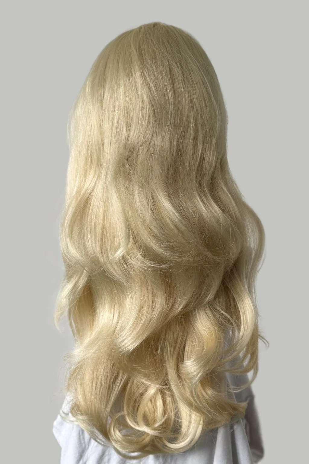 Blonde half wig hairpiece (3/4 wig), loose curls: Suki - Image 5