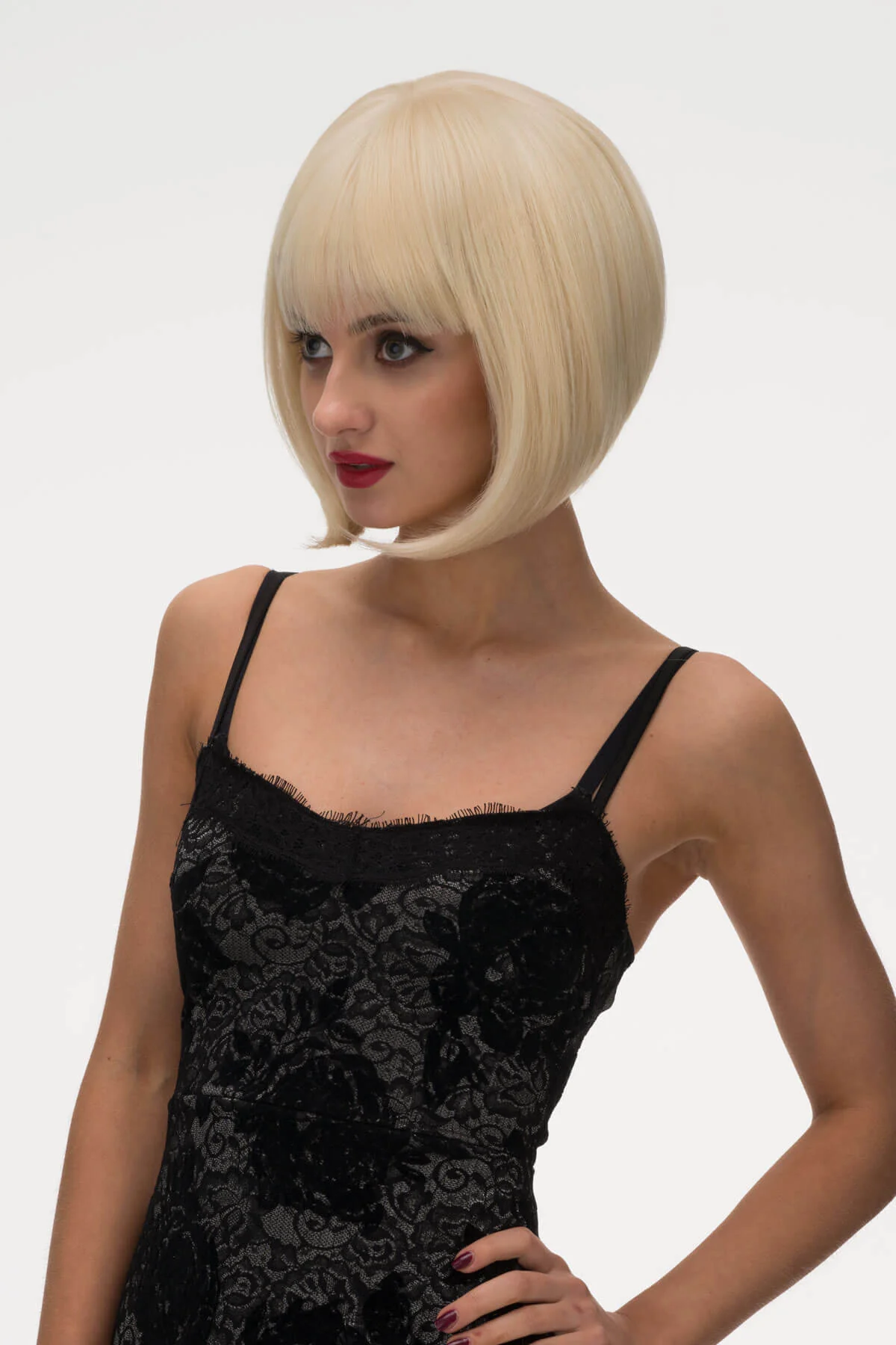 Blonde inverted bob wig: Rhiannon