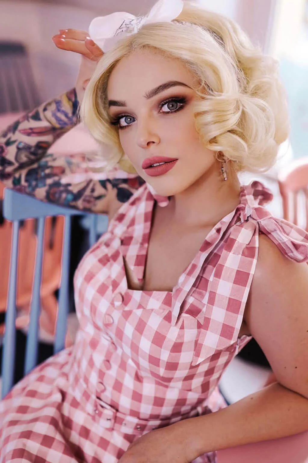 Blonde pinup wig, lace front, vintage style: Marilyn - Image 9