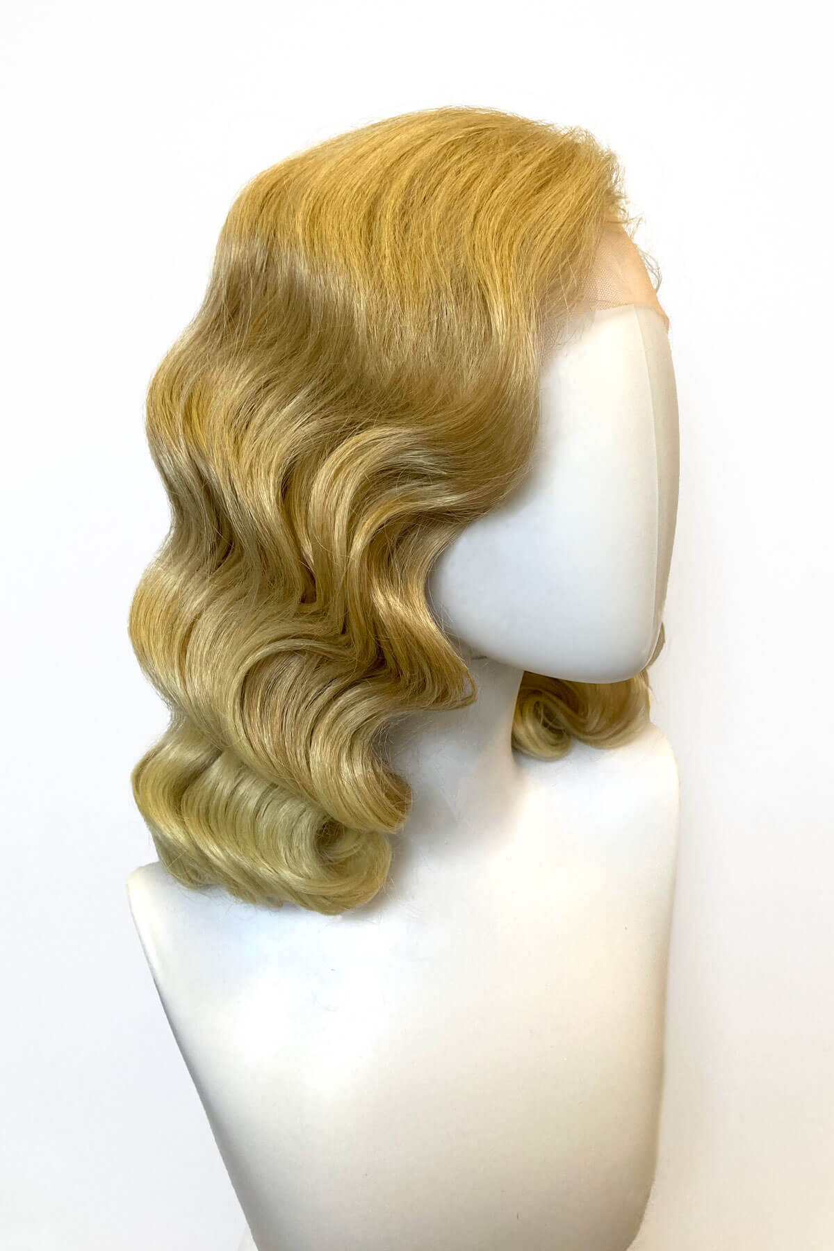 Blonde pinup wig, lace front with vintage style finger waves: Irina - Image 5