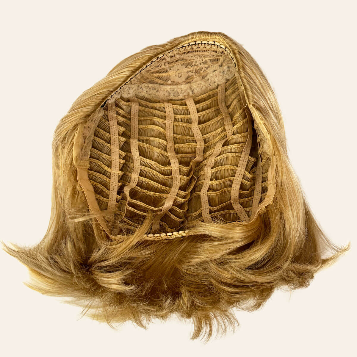 Amelie - Heat Resistant Bouncy Bob Half Wig - Image 33