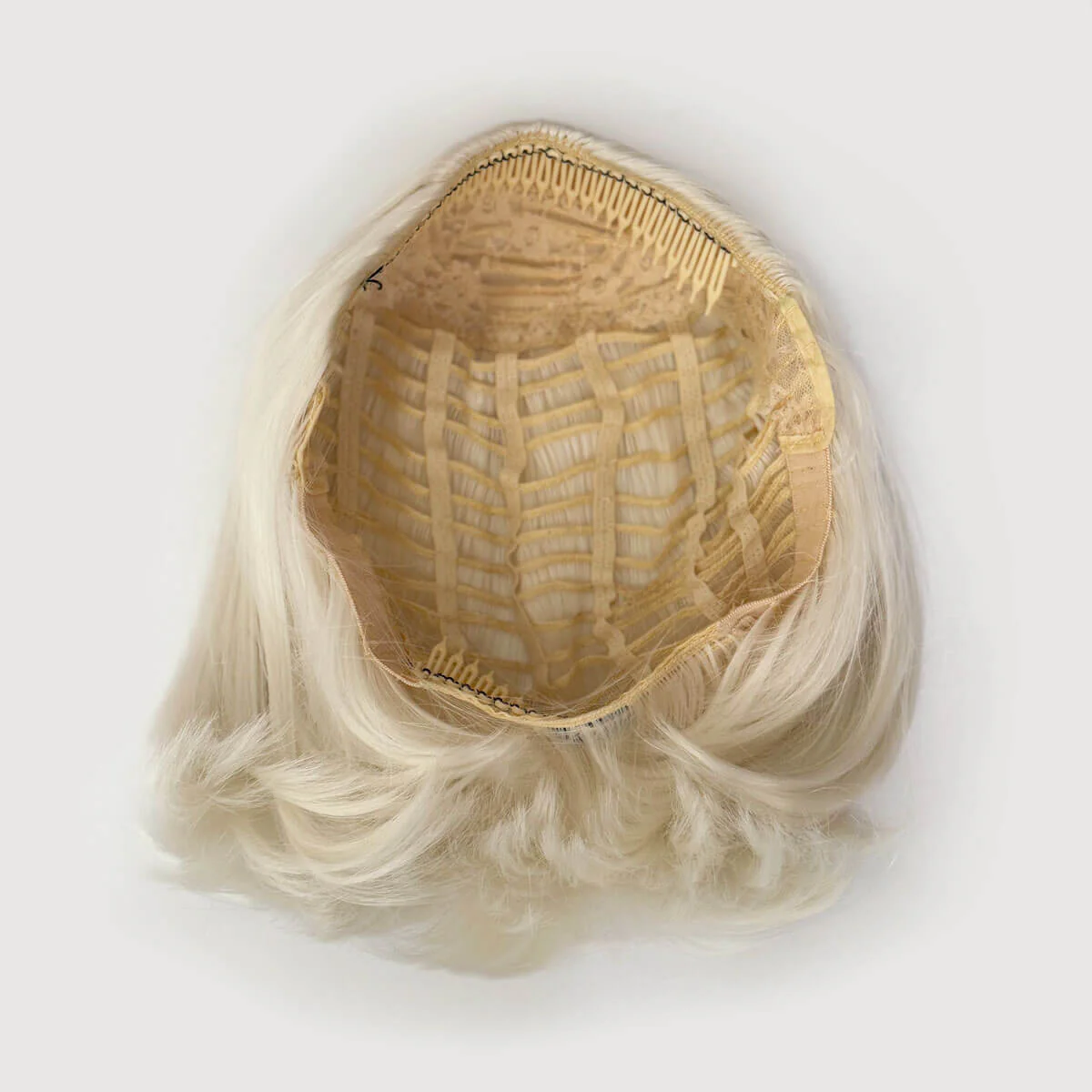 Amelie - Heat Resistant Bouncy Bob Half Wig - Image 41