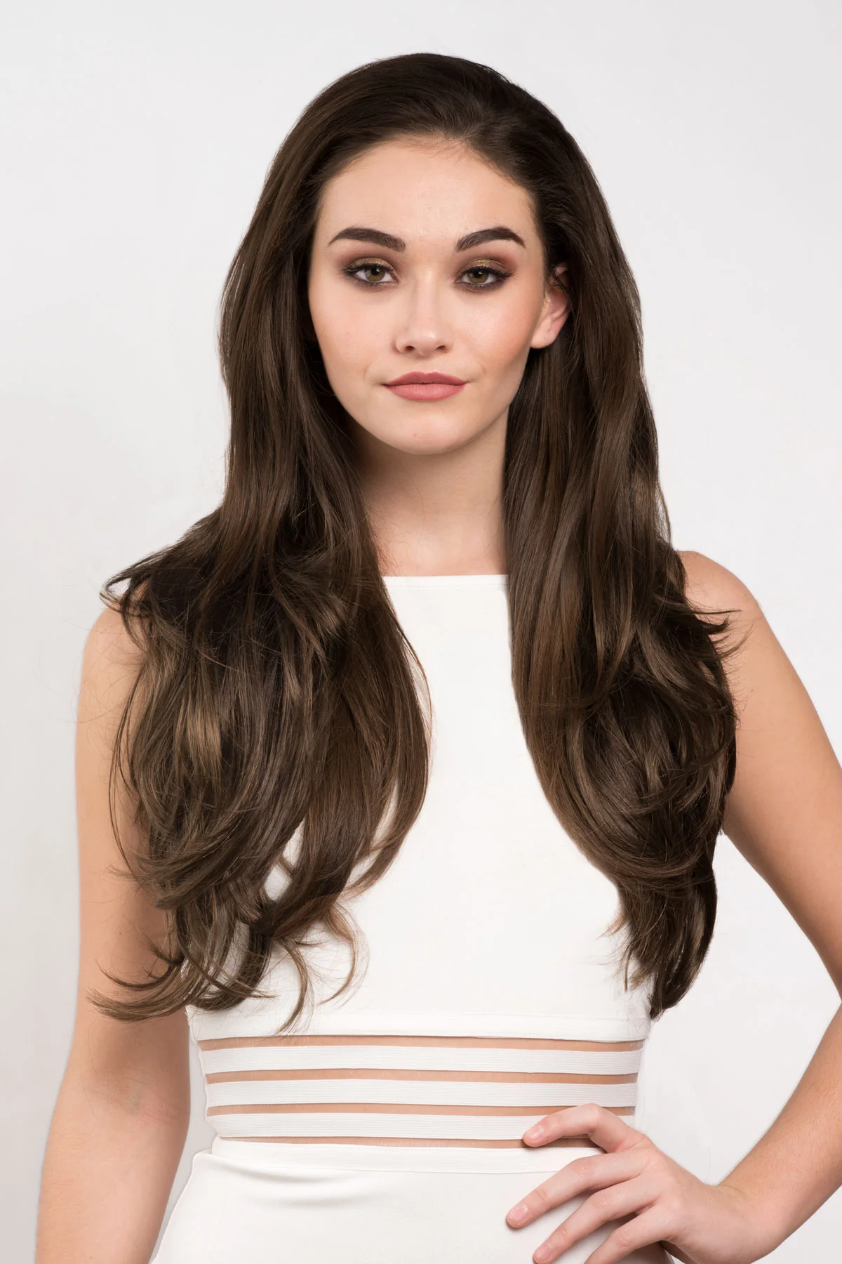 Two-tone brown half wig hair piece, loose curls, long: Laila - Image 2