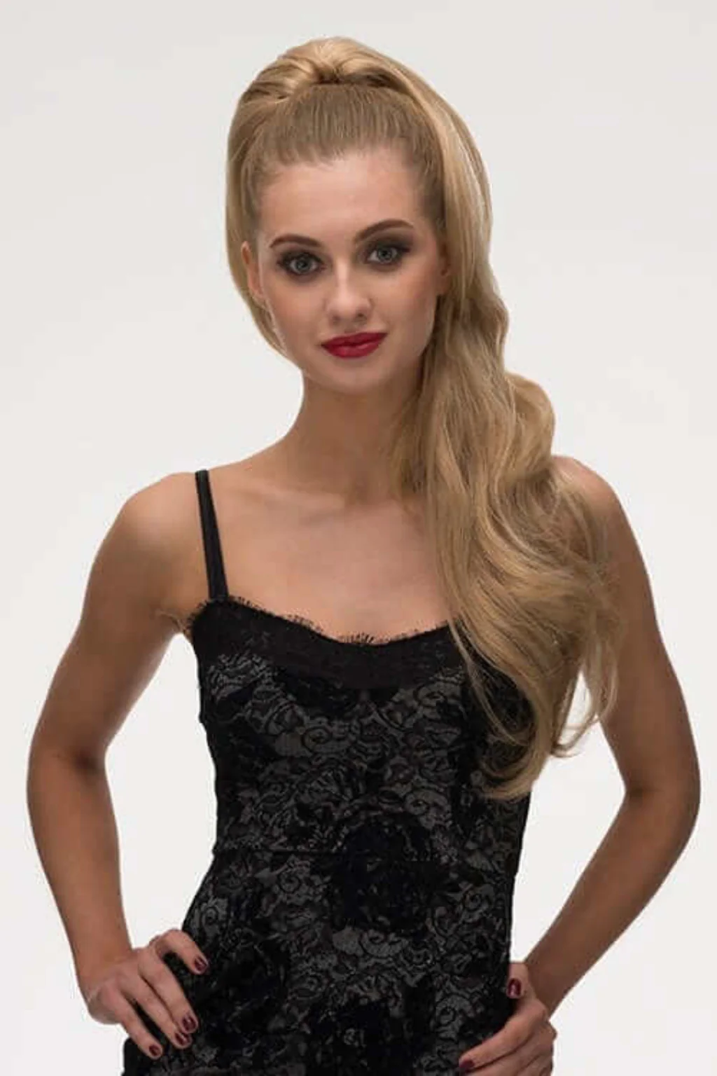 Clip-in ponytail hairpiece extension: Olivia - Image 34