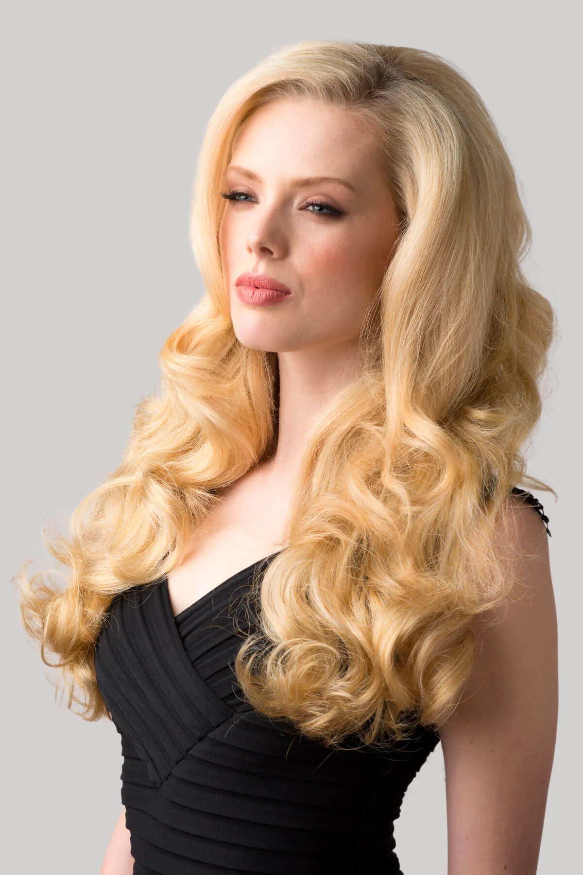 Curly blonde half wig hairpiece extension (3/4 wig), long: Meana - Image 3