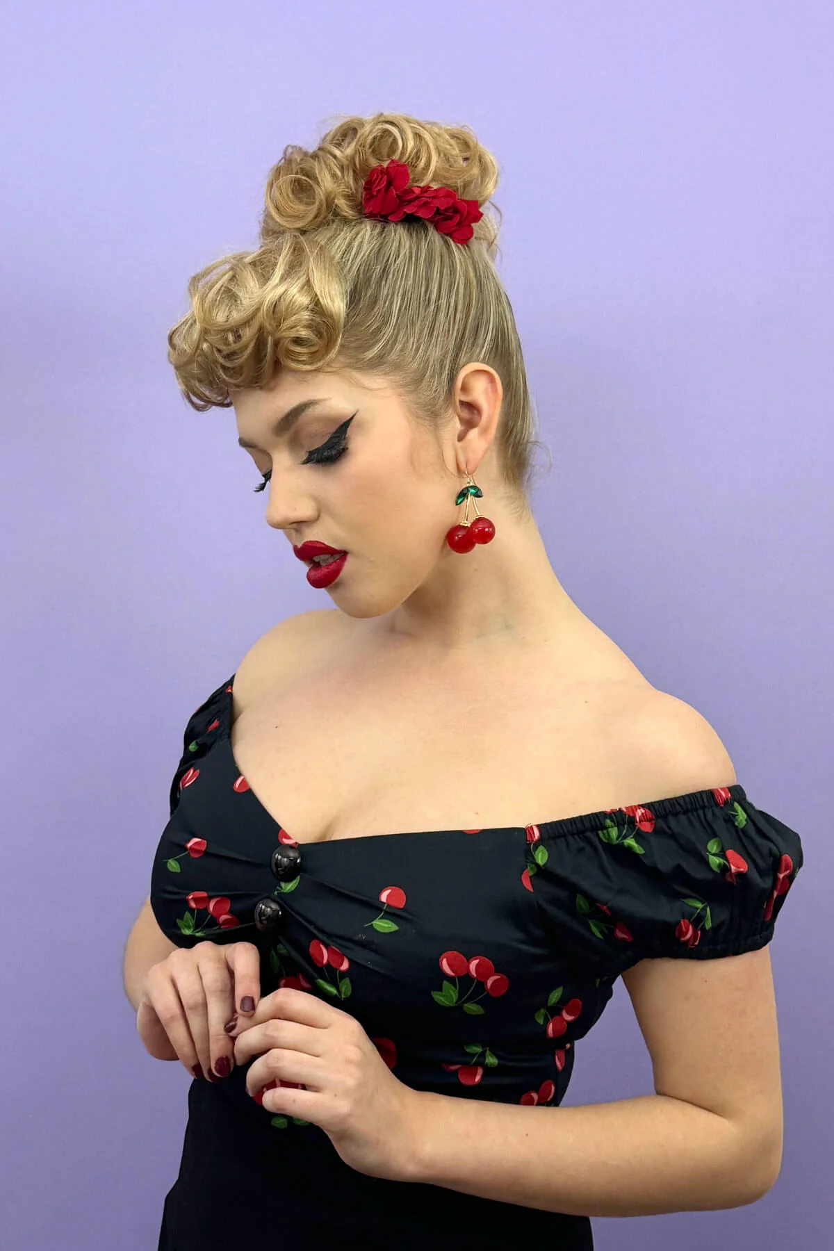 Curly bun hairpiece, rockabilly style: Toni - Image 3