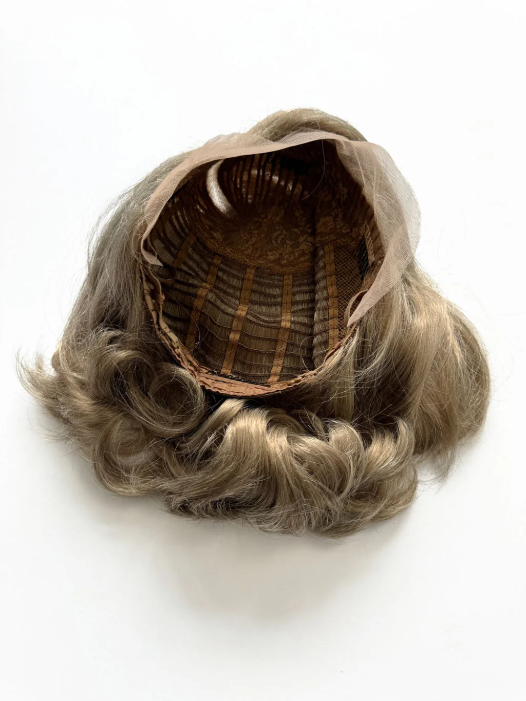 Dark golden wig, lace front, rockabilly style in rolled under pageboy style: Bobbie - Image 5