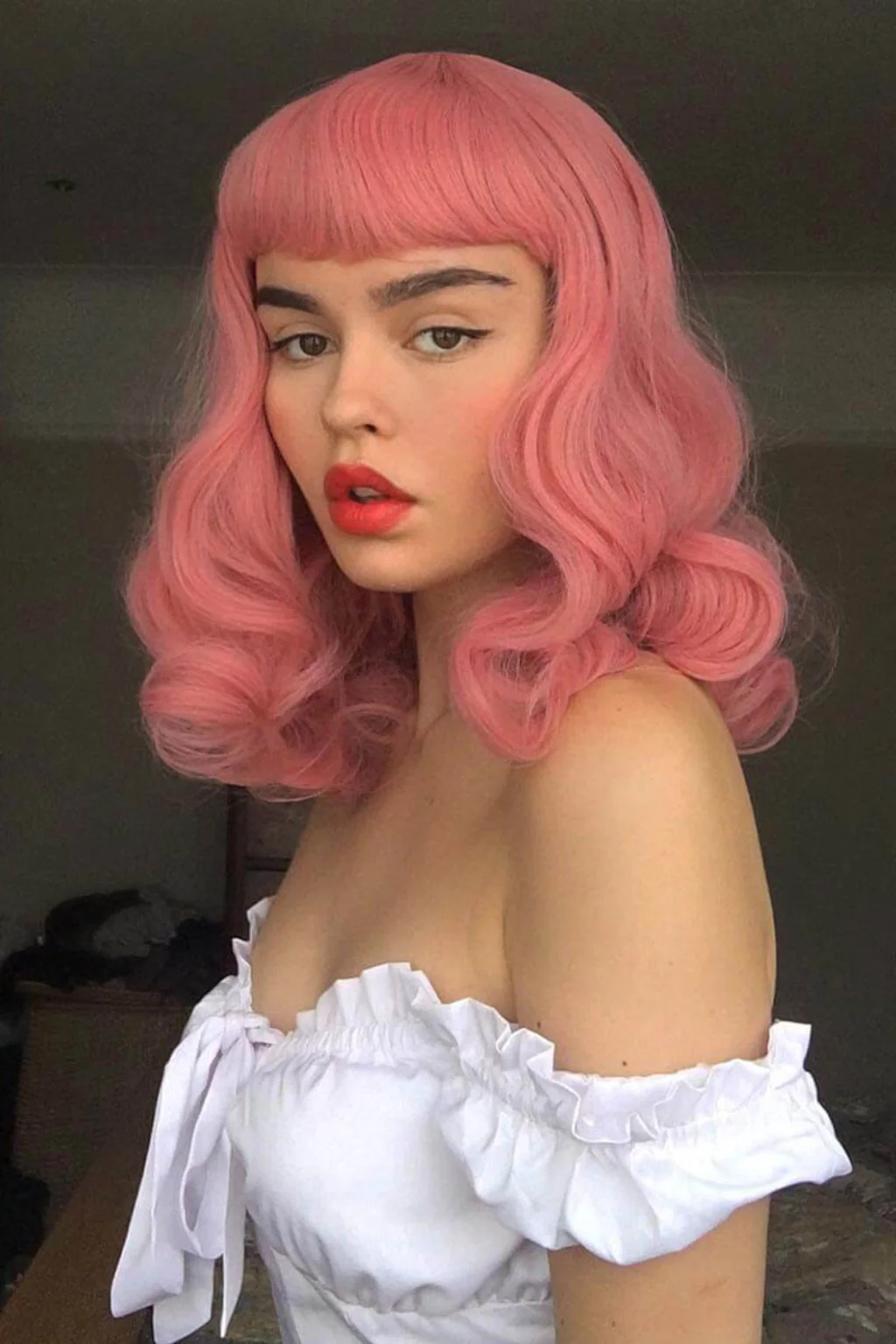 Pink pinup style wig, with finger waves and a short fringe: Stevie - Image 3