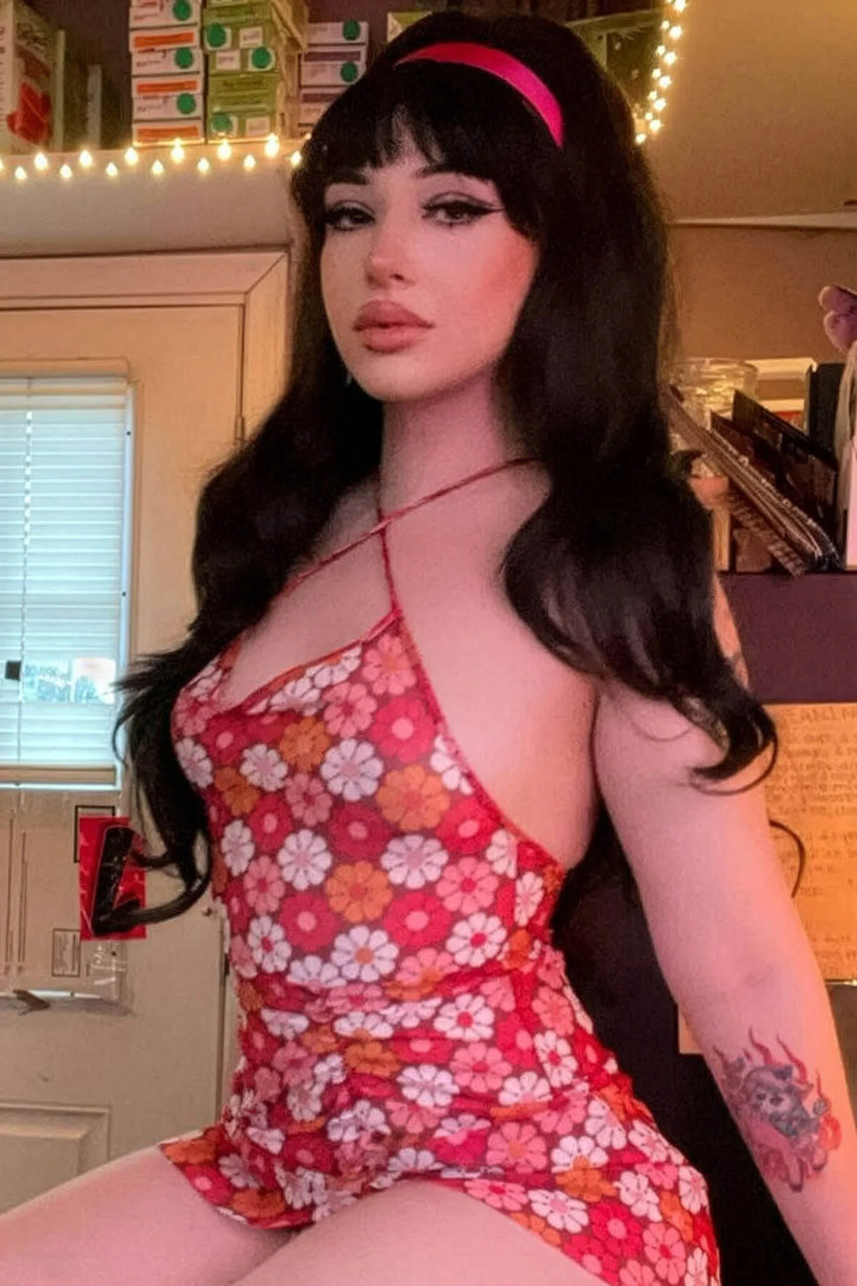 Bardot – 1960s Extra Volume Beehive Half Wig - Image 18