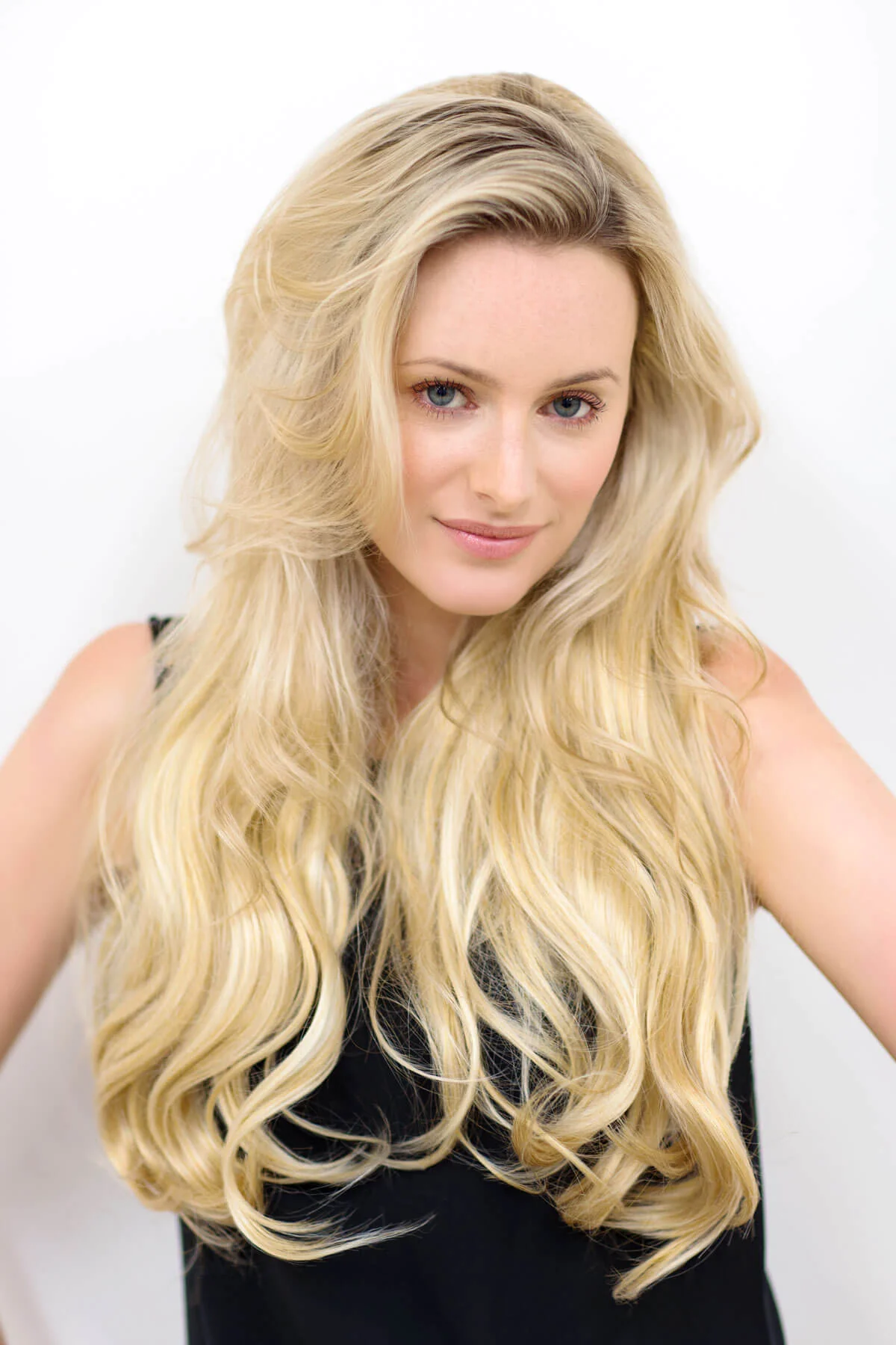 Heat styleable half wig hairpiece (3/4 wig), long wavy, Flexihair: Kate - Image 16