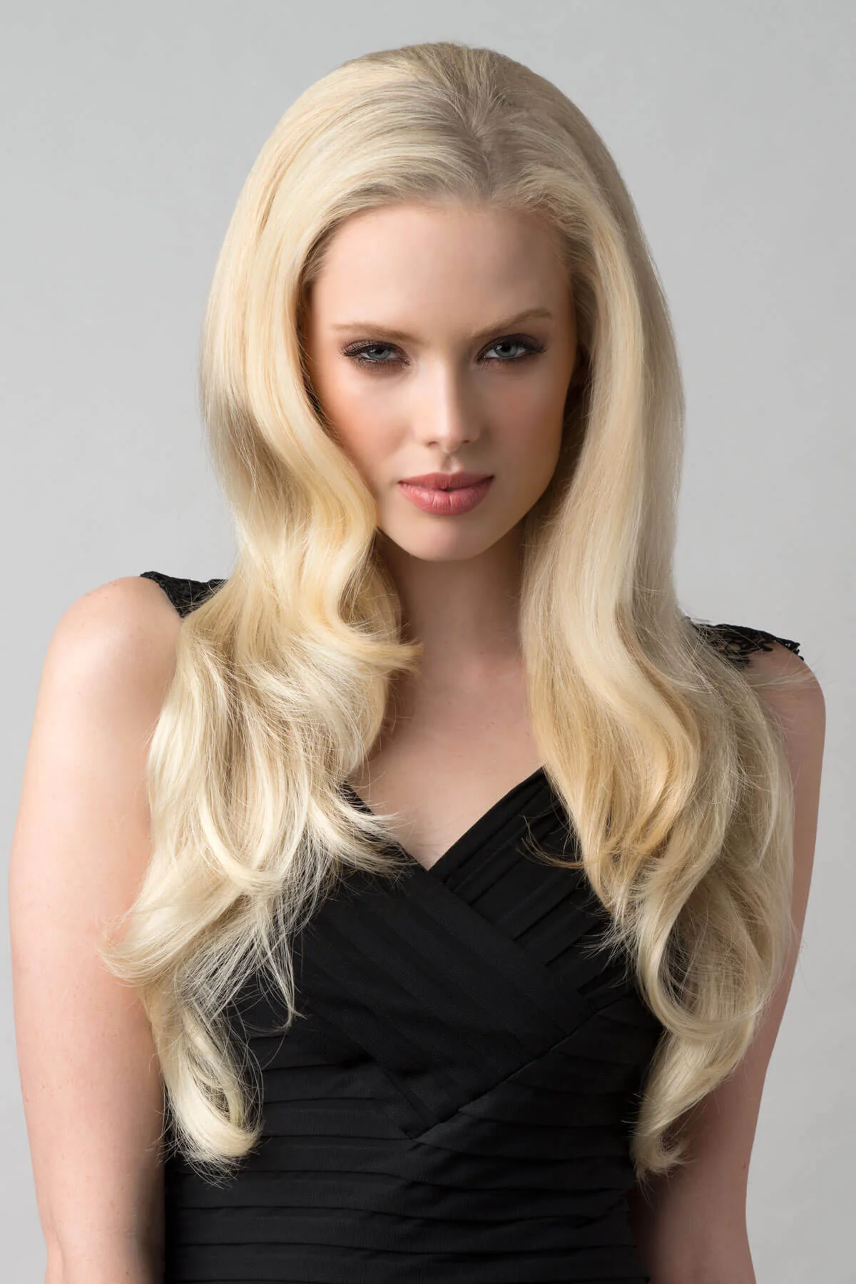 Long blonde half wig hairpiece (3/4 wig) loose curls: Frankii - Image 34