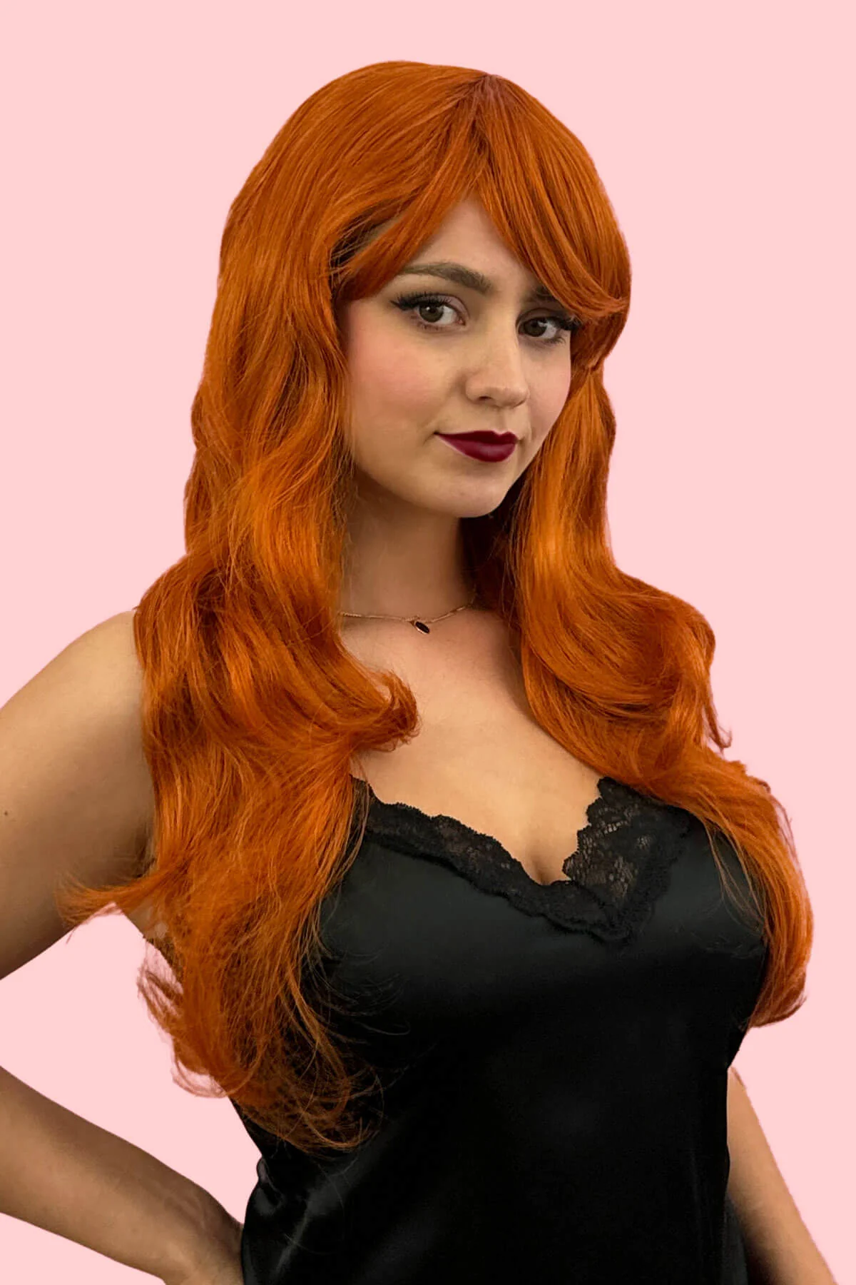 Long ginger wig with loose waves and curls: Ginger