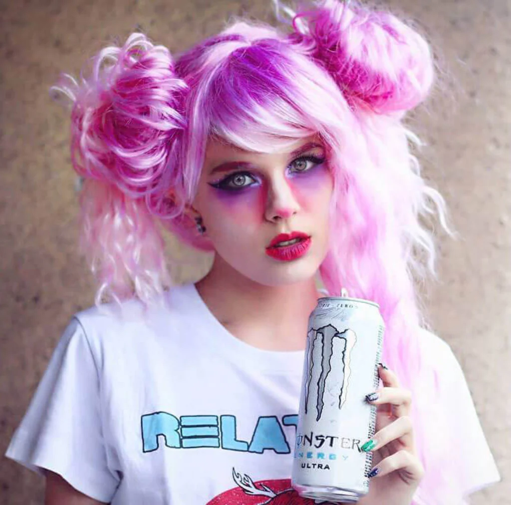 Crimped pink wig, long, in two colour pink ombre: Peony - Image 4