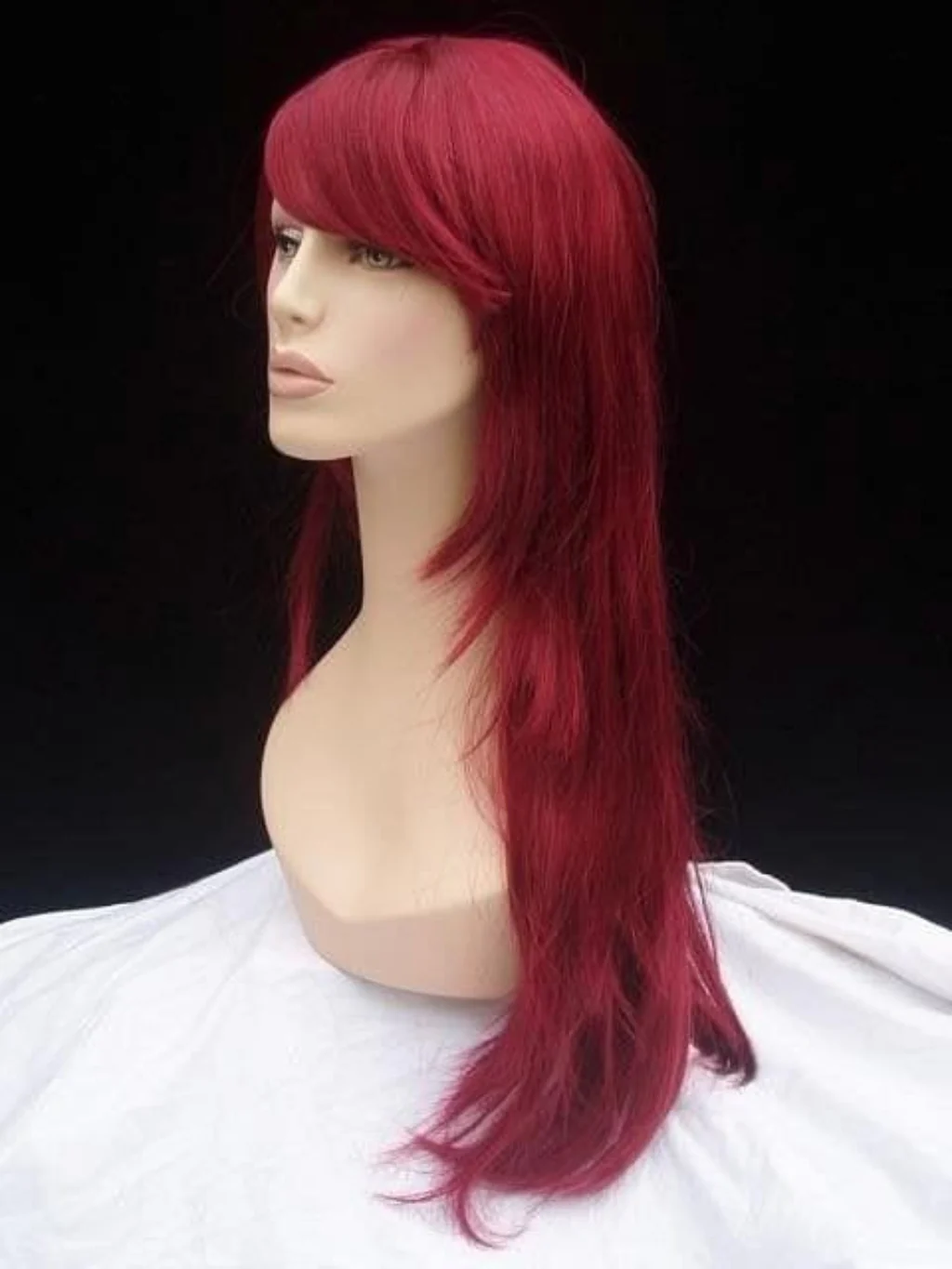 Long red wig, gently layered: Nina - Image 4