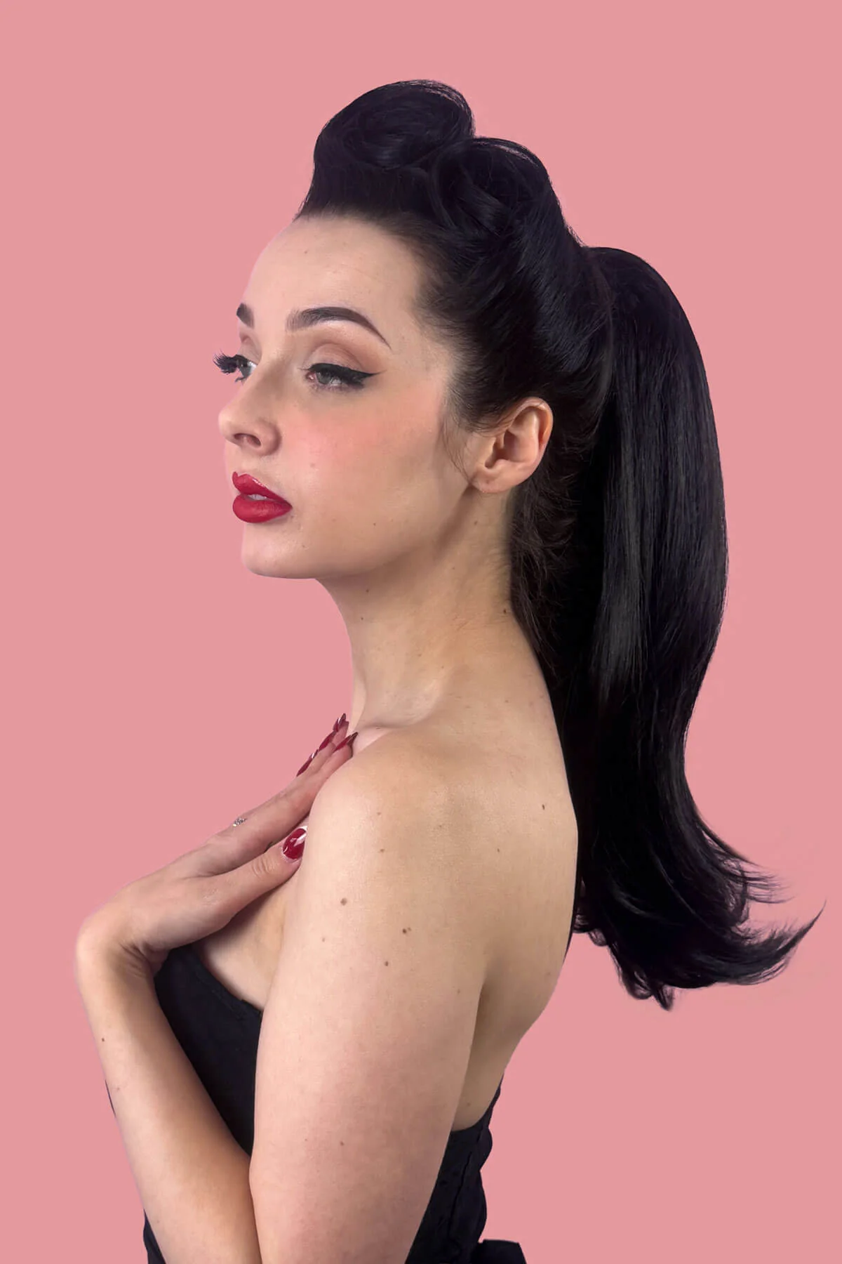 Long ponytail hairpiece, straight with flick: Clarisa