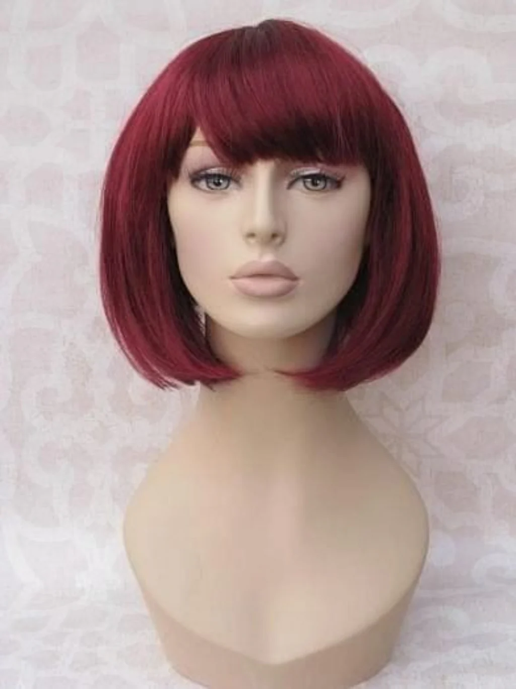 Red inverted bob wig, short and chic: Flavia - Image 5