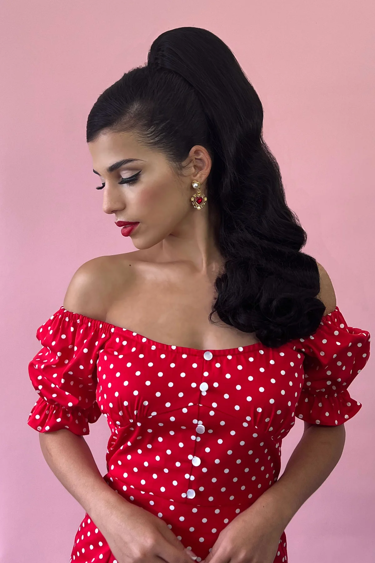 Retro style ponytail hairpiece, long with vintage waves: Arabella