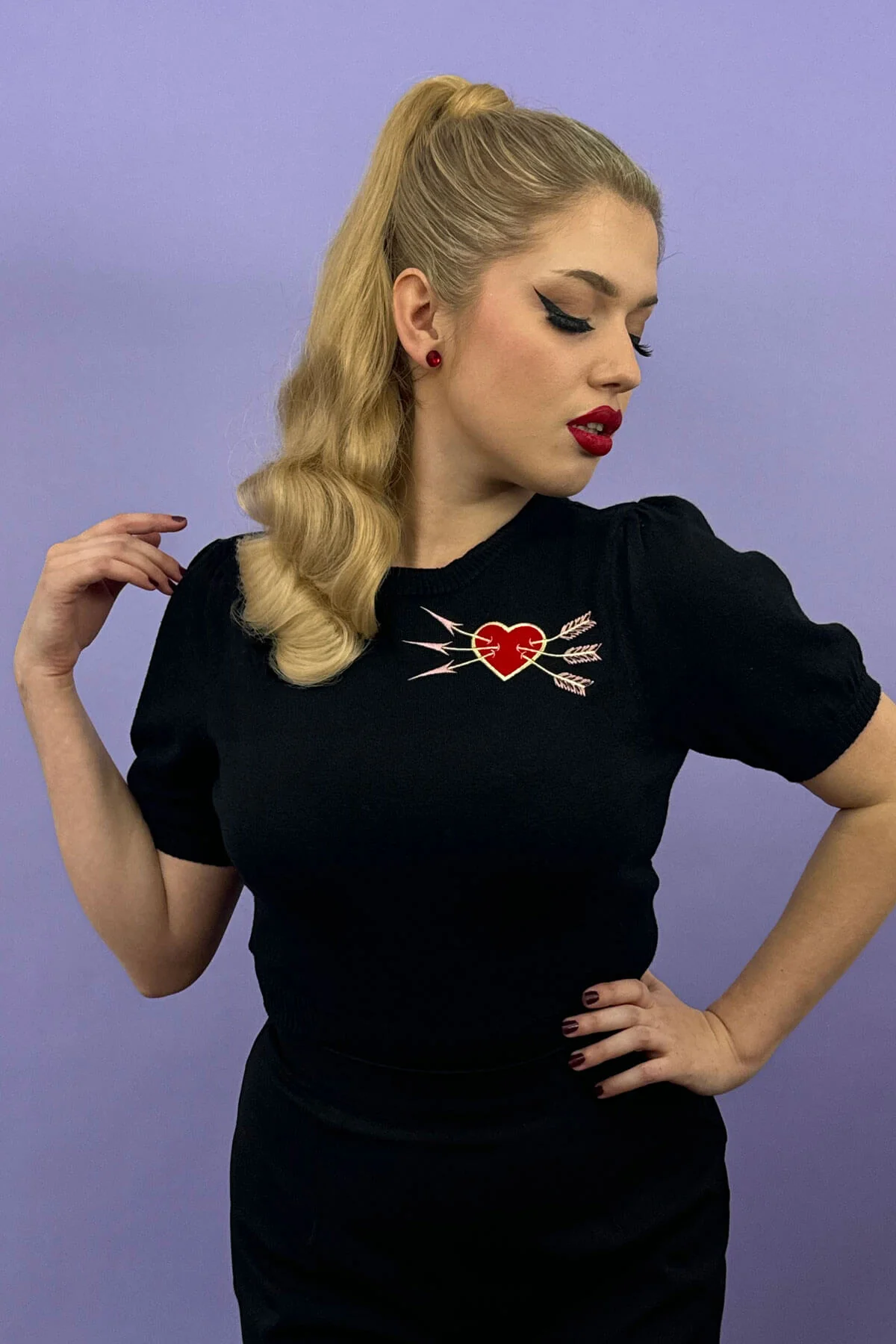 Retro style ponytail hairpiece, long with vintage waves: Arabella - Image 25