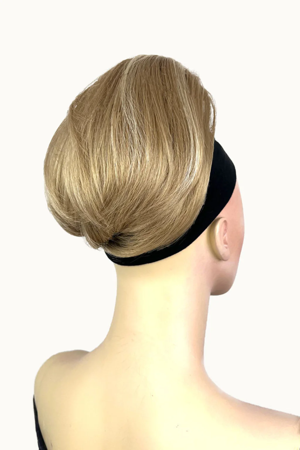 Short ponytail extension hairpiece, straight, full & bouncy: Tanaya - Image 16