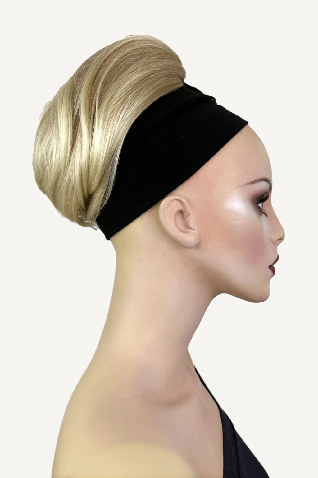 Short ponytail extension hairpiece, straight, full & bouncy: Tanaya - Image 18