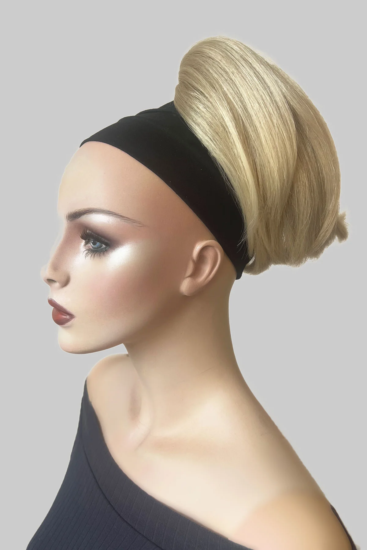 Short beehive ponytail hairpiece: Sherri - Image 27