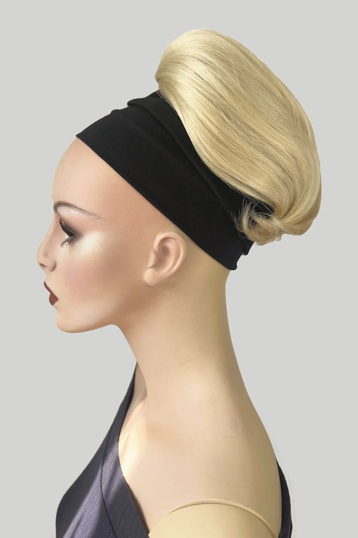Short beehive ponytail hairpiece: Sherri - Image 30