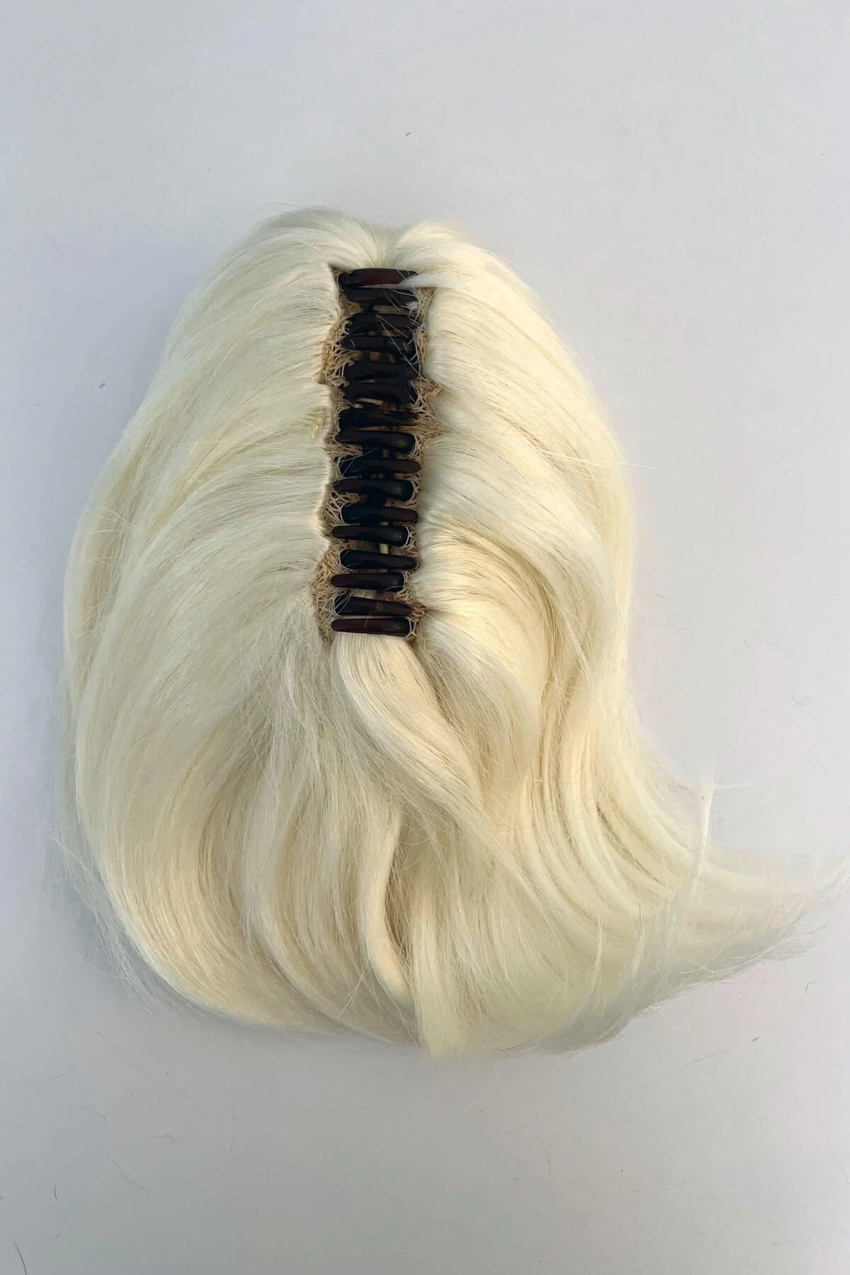 Short beehive ponytail hairpiece: Sherri - Image 36