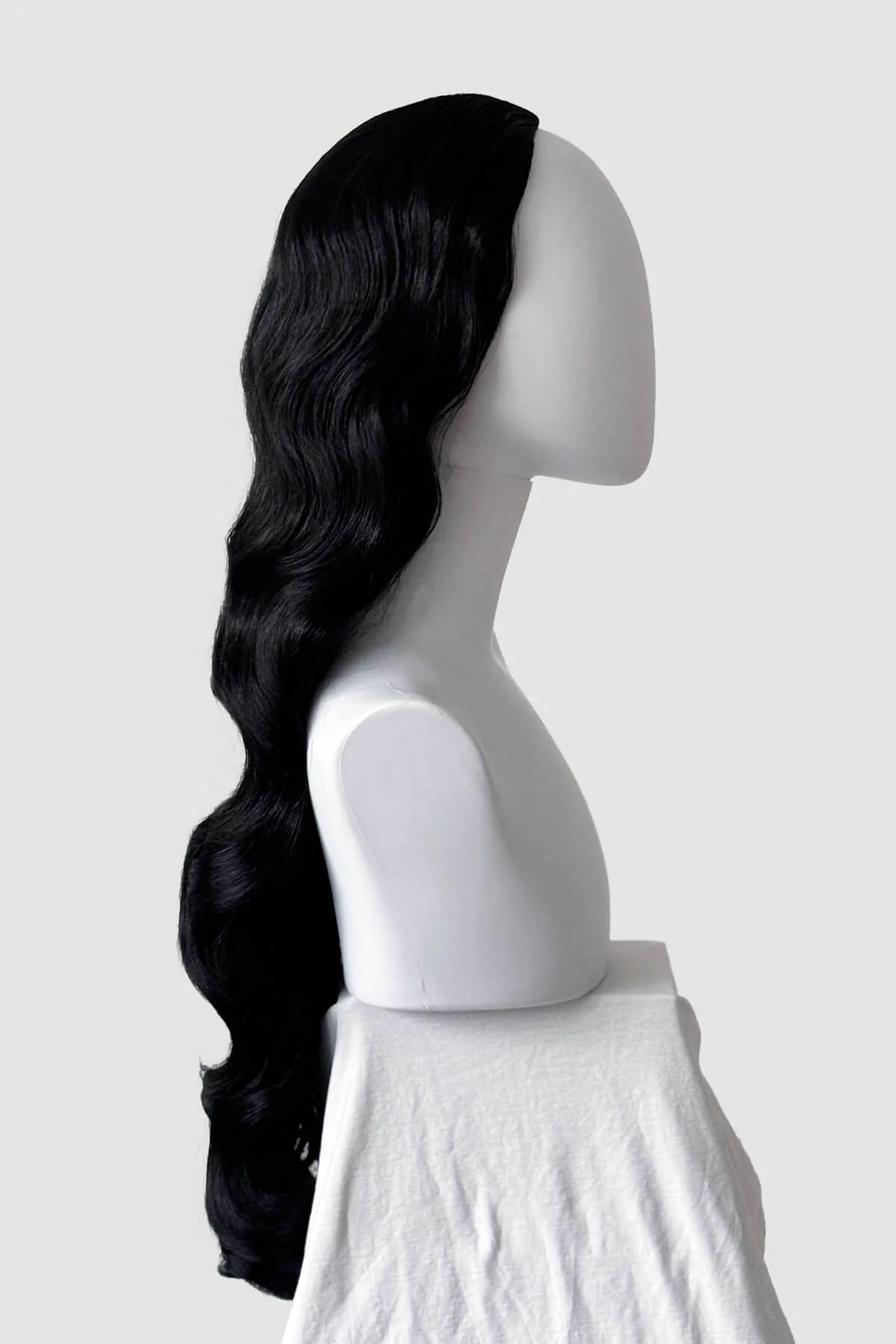 Ultra long half wig with hollywood waves: Mousumi - Image 5